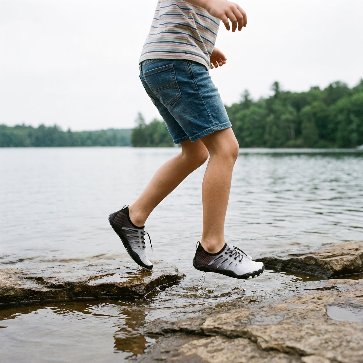 Norvaflex Barefoot Wide Toe Rockpool Kids, outdoors